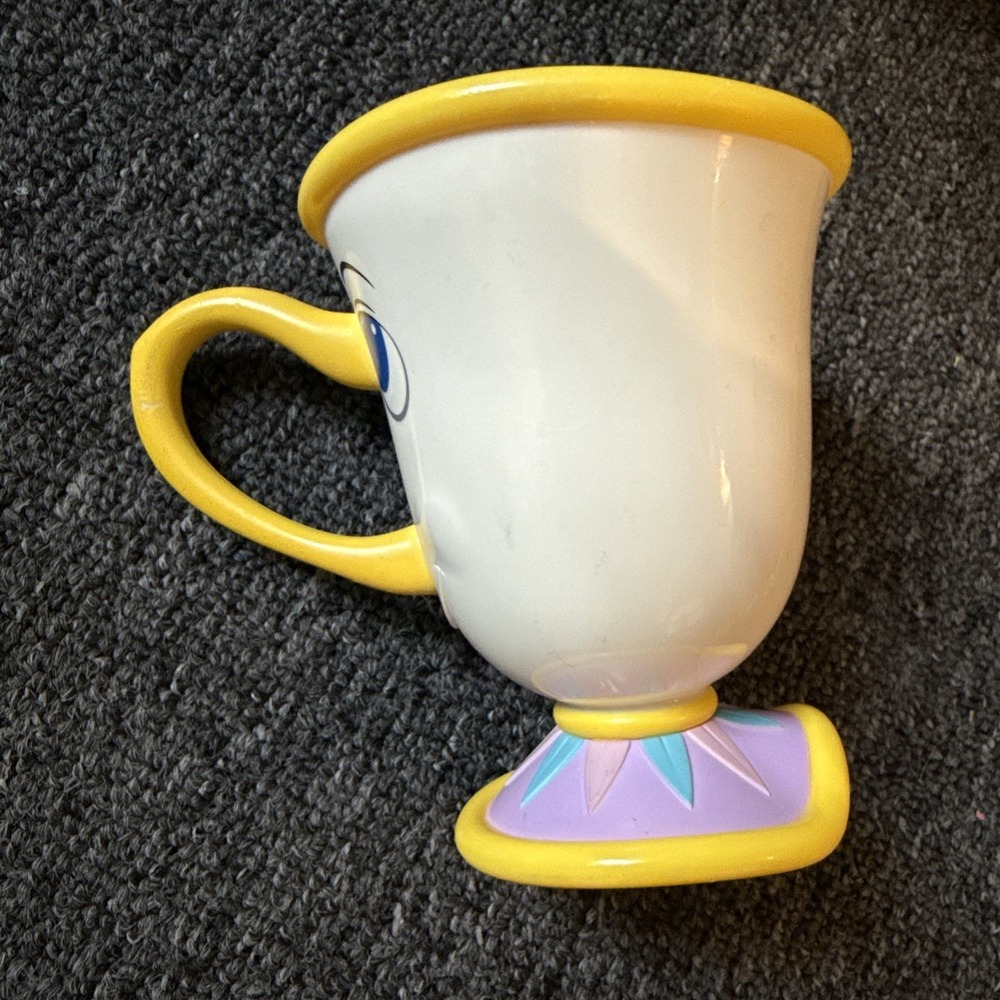 Disney Beauty And The Beast Plastic Official Cup Previously Owned - Picture 3 of 7
